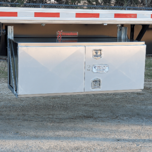 t-lock-side-box-semi-trailer-storage